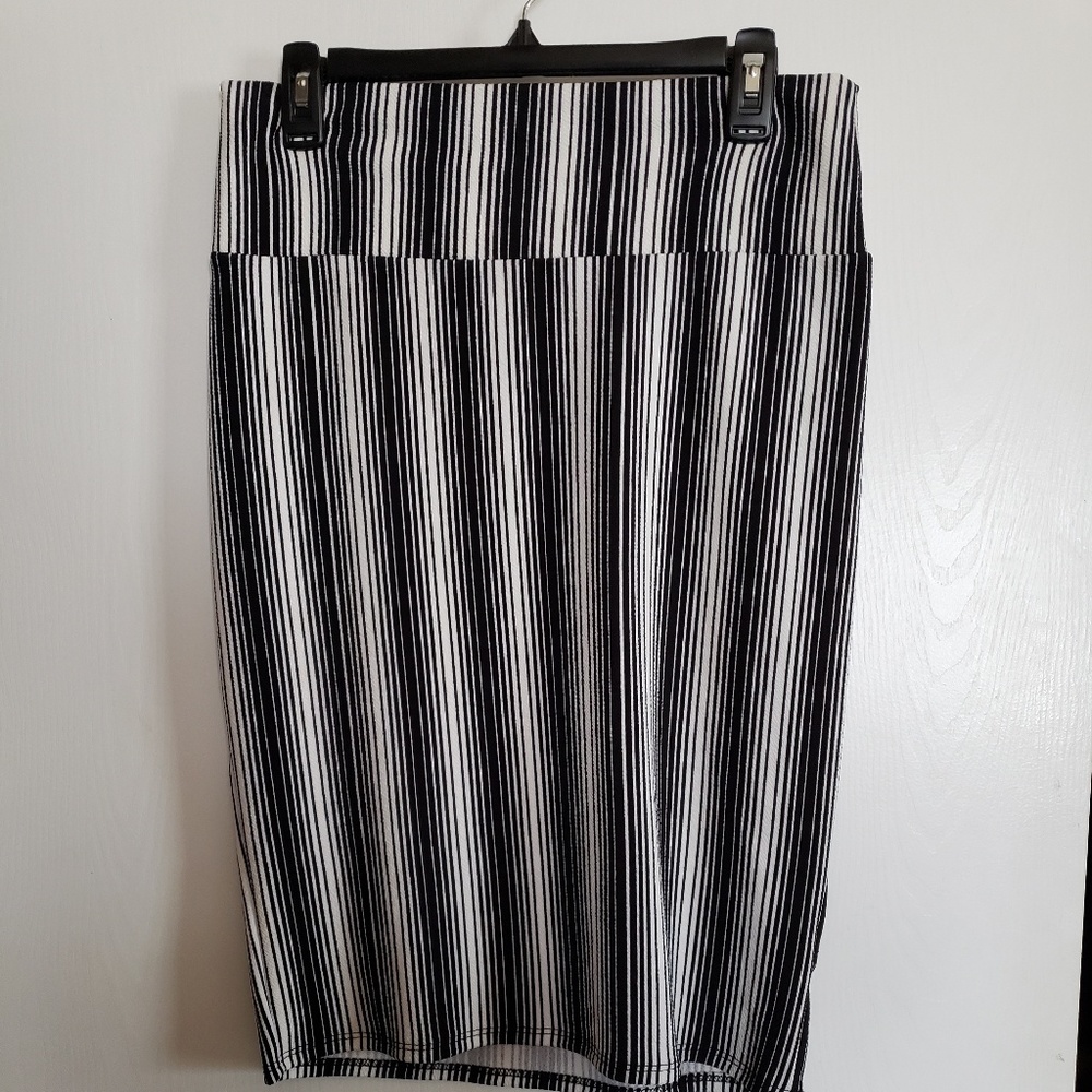 Lularoe Cassie